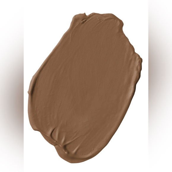 Kevyn Aucoin Gold Sensual Skin Fluid Foundation SPF 13 - Picture 3 of 7